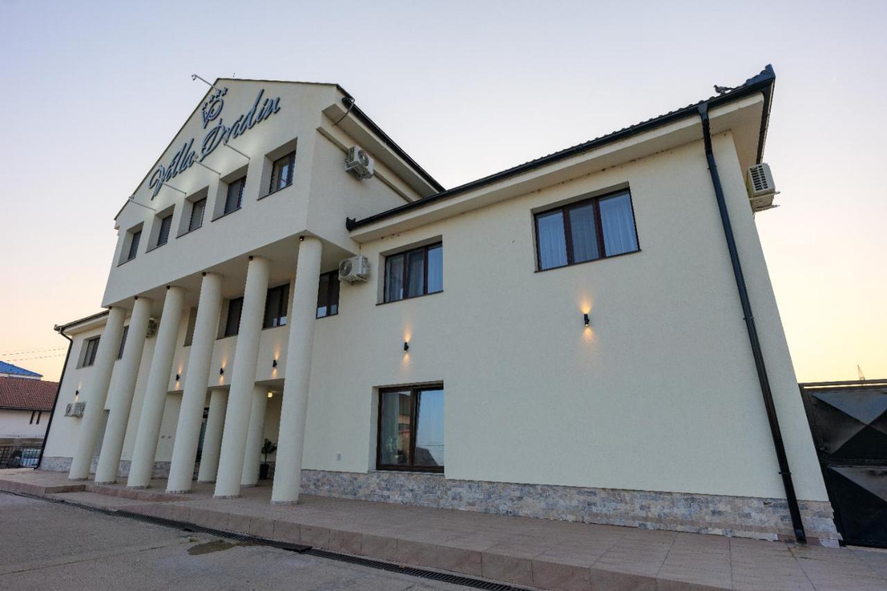 Hotel Villa Ovidiu Drobeta Turnu Severin Exterior photo